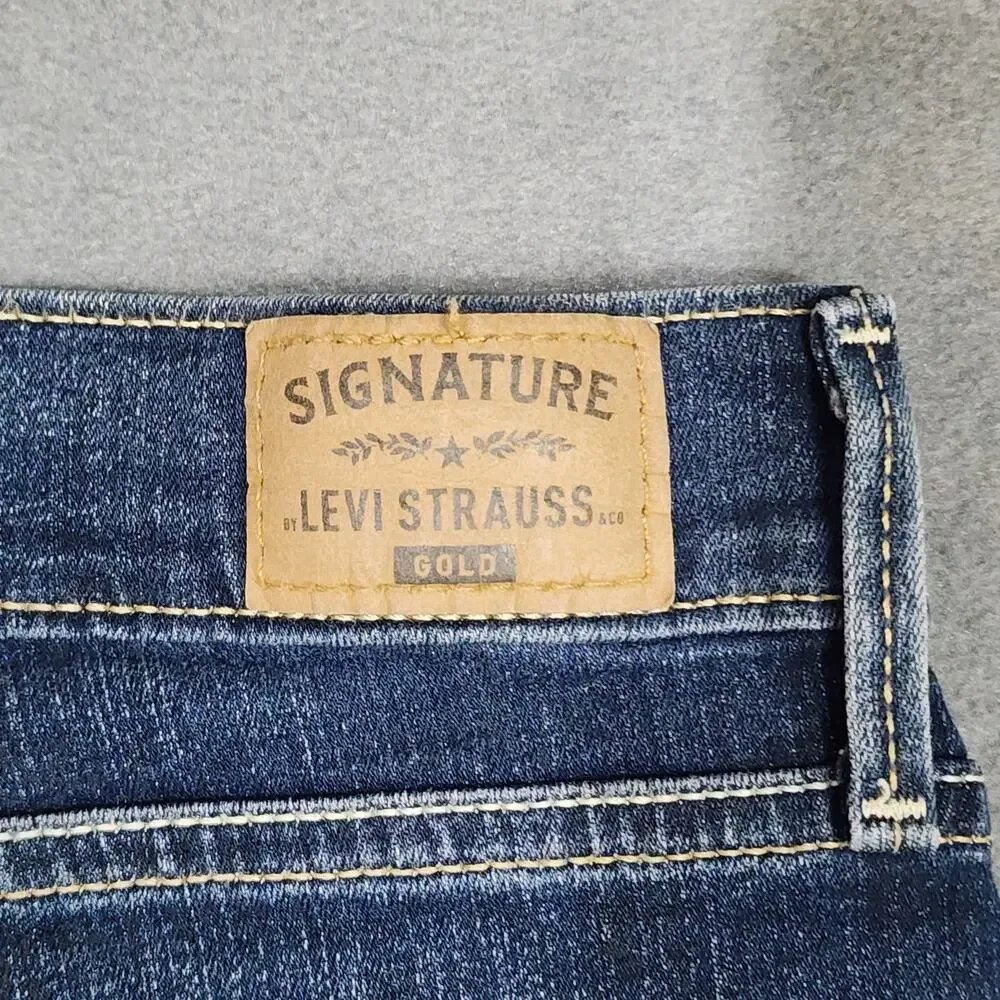 Levis levis signature